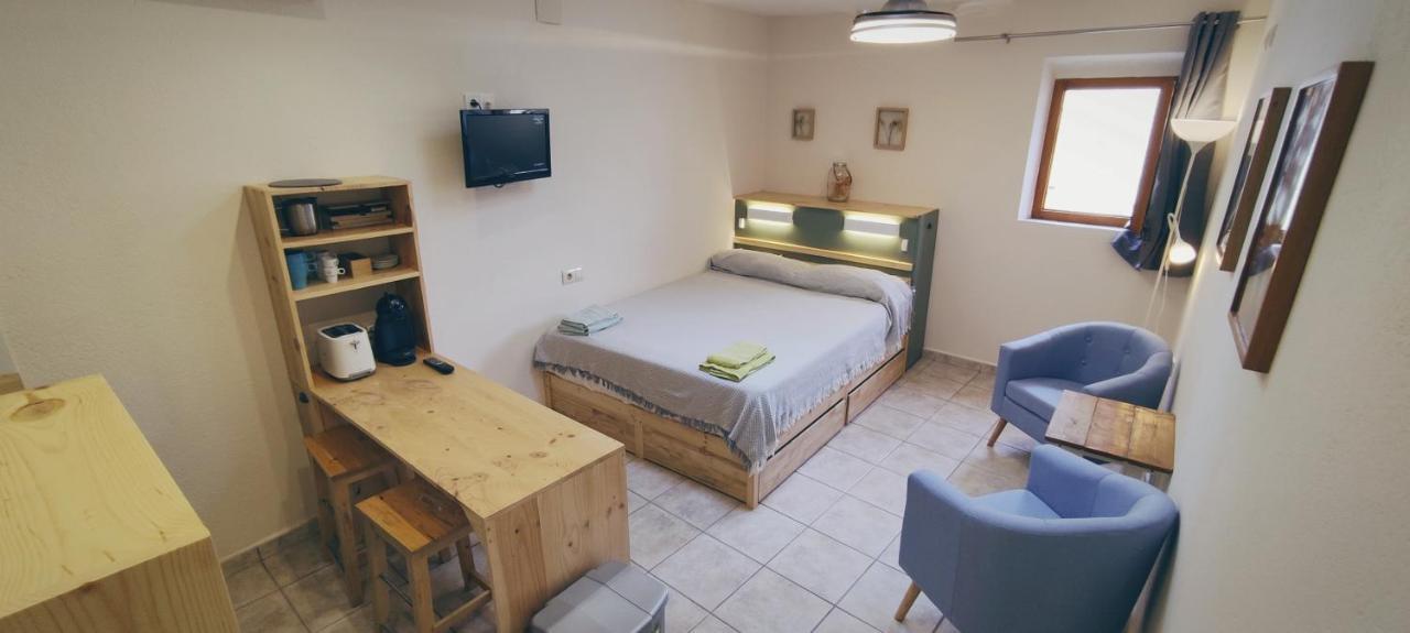 Ferienwohnung La Casa Al Roura Sant Marti d'Empuries Exterior foto